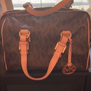 Michael Kors pocketbook